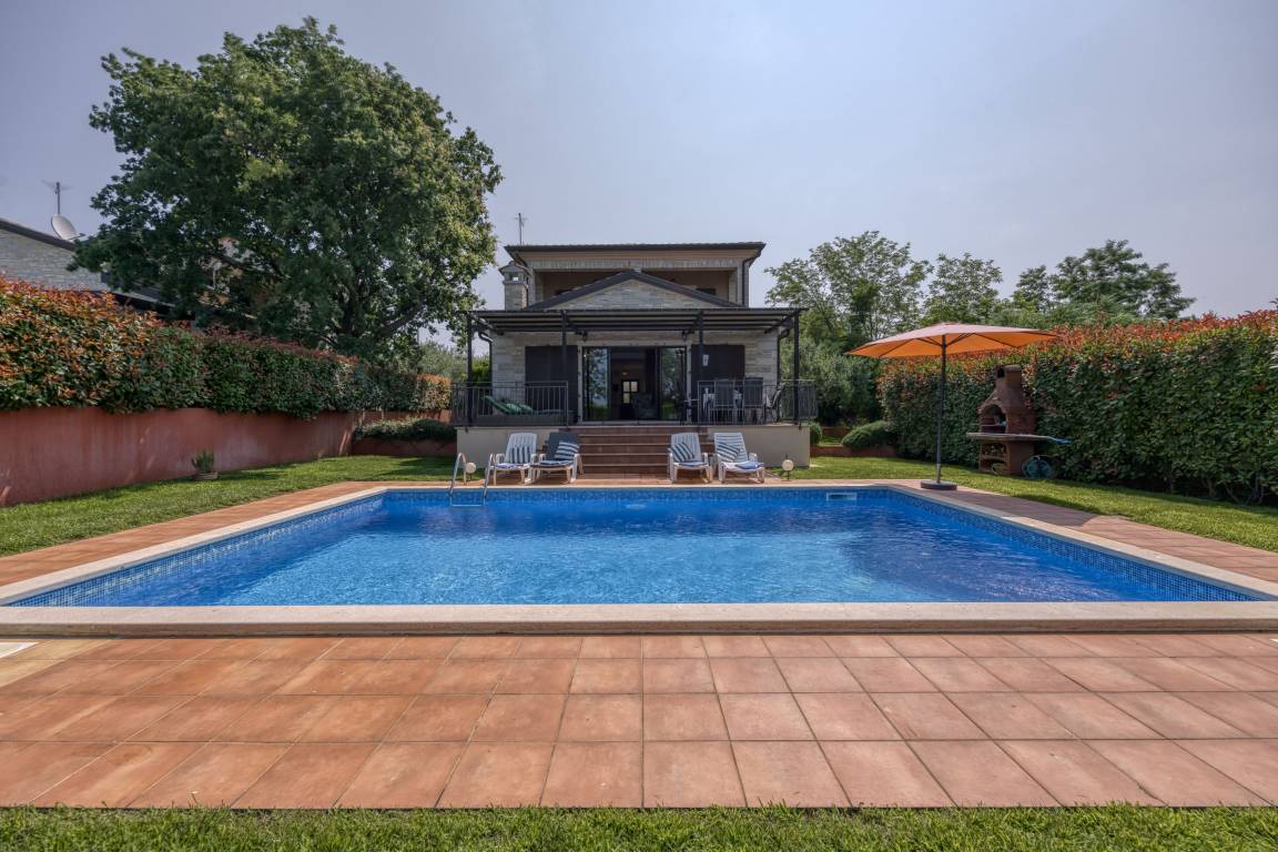 133 M² Villa ∙ 3 Schlafzimmer ∙ 6 Gäste - Novigrad