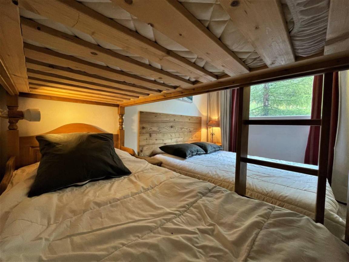 32 m² Ferienwohnung ∙ 1 Schlafzimmer ∙ 5 Gäste – Bild 9