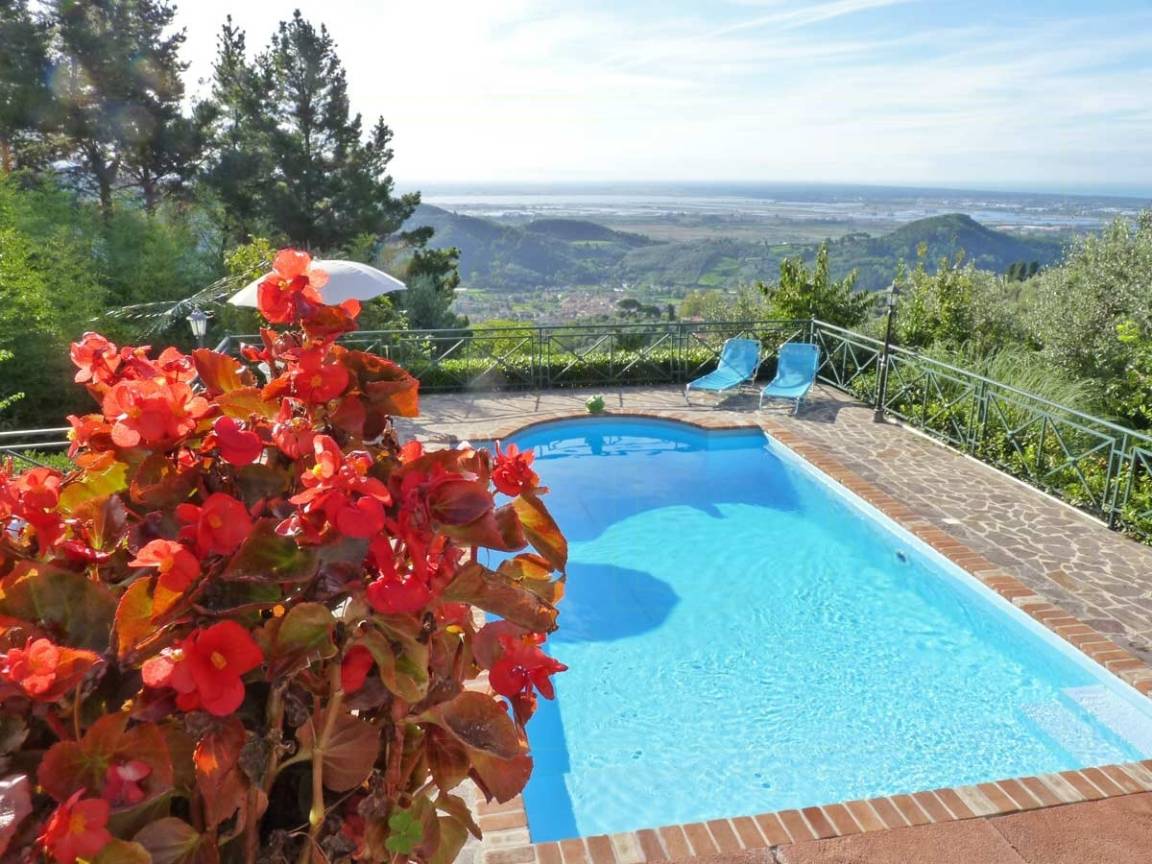 300 M² Huis ∙ 7 Slaapkamers ∙ 13 Gasten - Camaiore