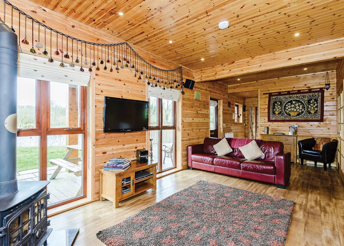 Chalet ∙ 3 Bedrooms ∙ 6 Guests - Anglesey