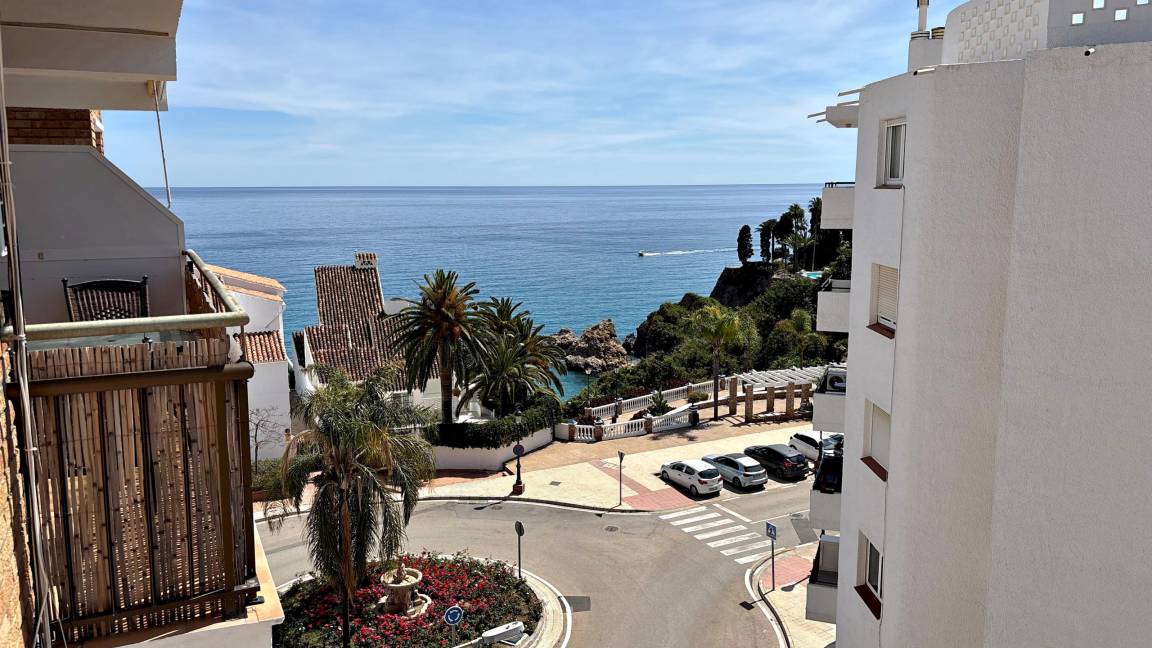 60 M² Apartment ∙ 2 Bedrooms ∙ 4 Guests - Nerja