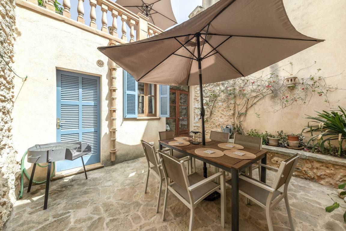 200 M² House ∙ 3 Bedrooms ∙ 6 Guests - Inca
