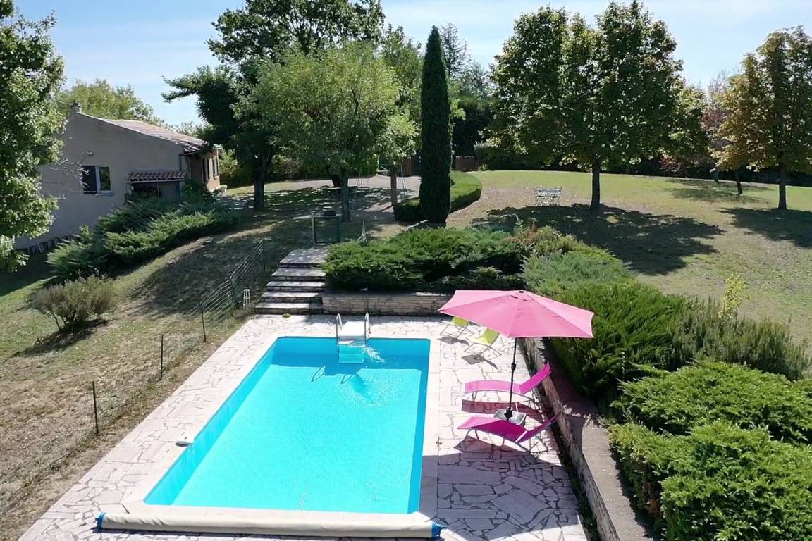 95 M² Ferienhaus ∙ 2 Schlafzimmer ∙ 5 Gäste - Forcalquier