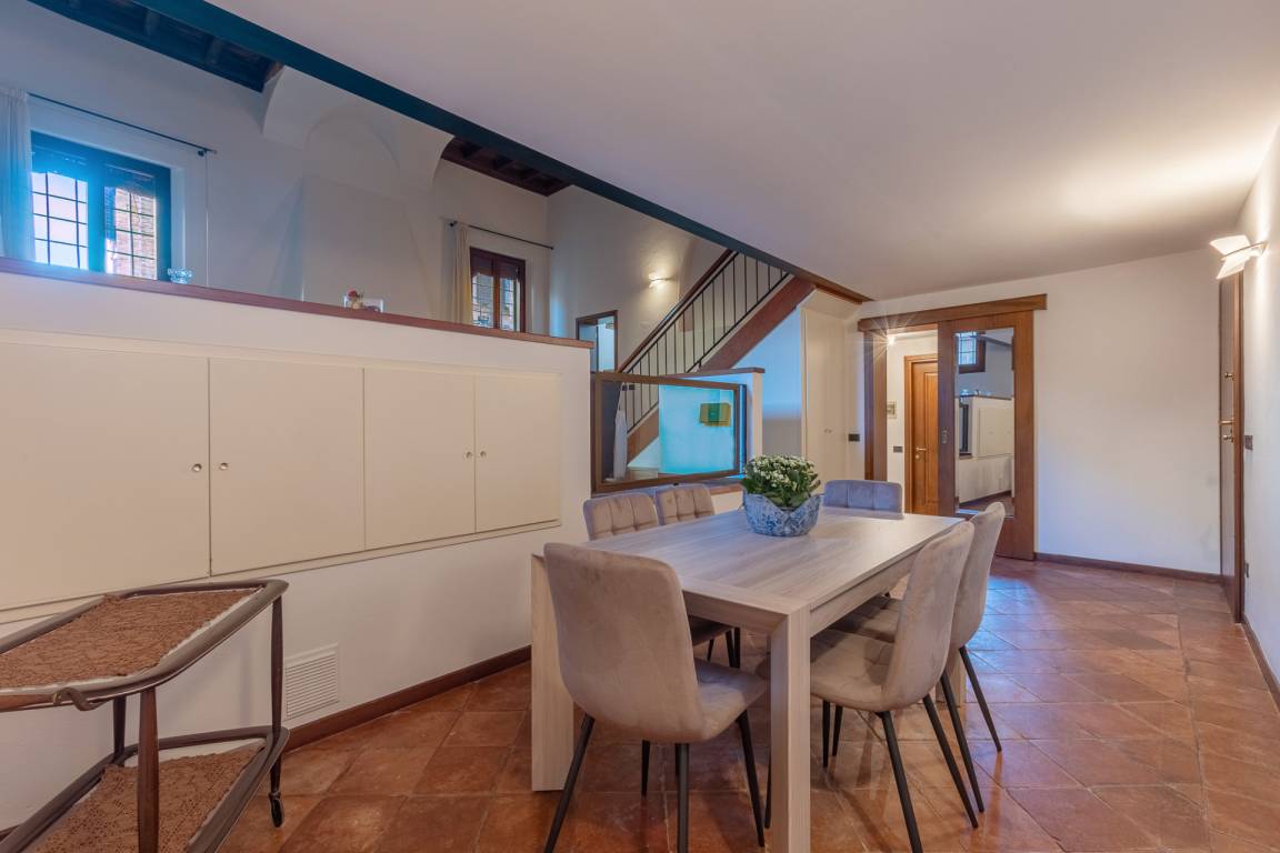 213 M² Appartement ∙ 3 Chambres ∙ 9 Personnes - Ferrare