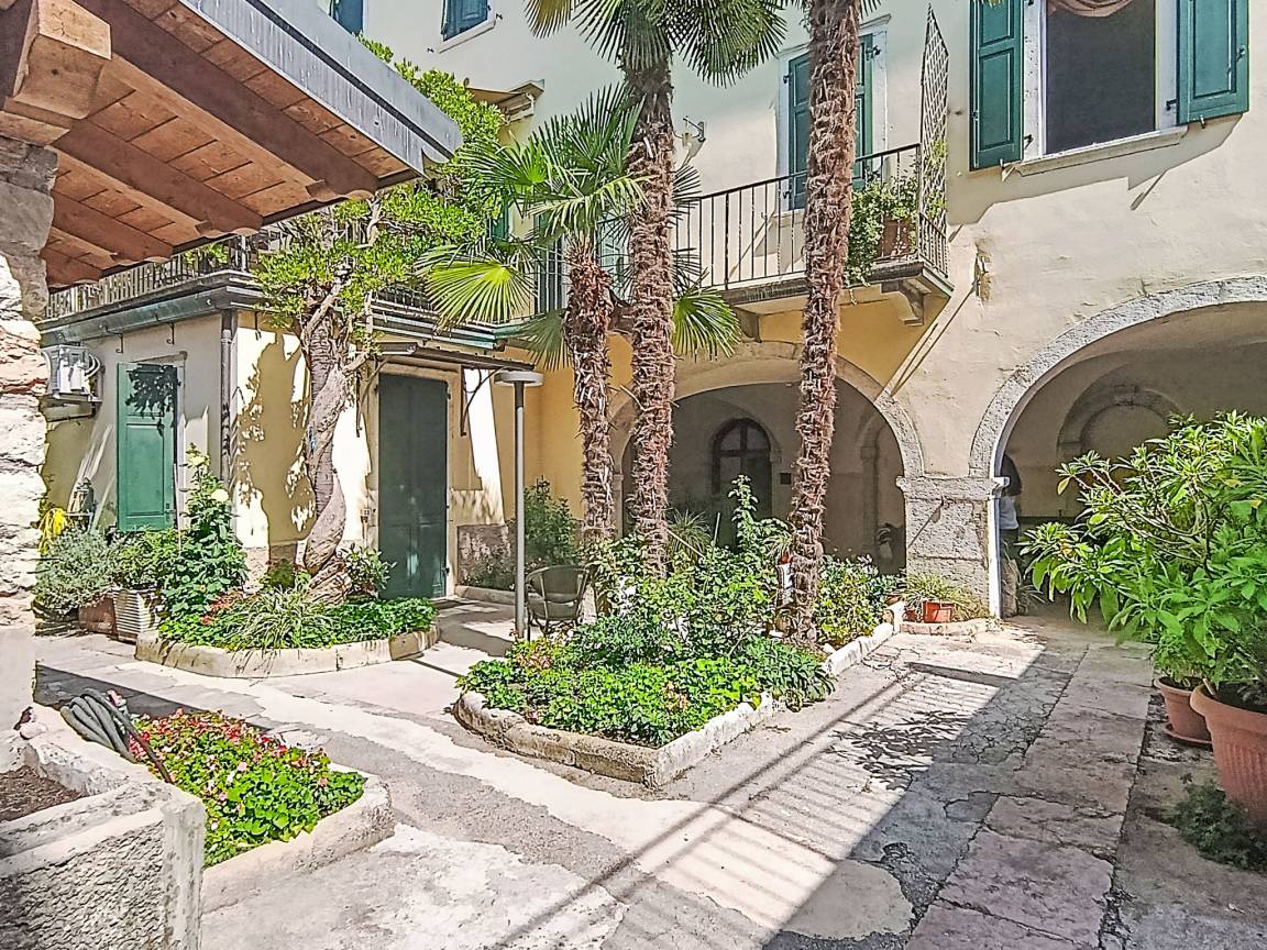 70 M² Apartment ∙ 1 Bedroom ∙ 4 Guests - Riva del Garda