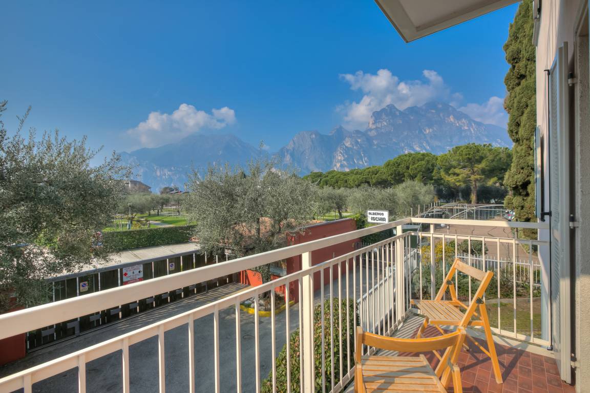 45 M² Ferienwohnung ∙ 1 Schlafzimmer ∙ 5 Gäste - Nago-Torbole