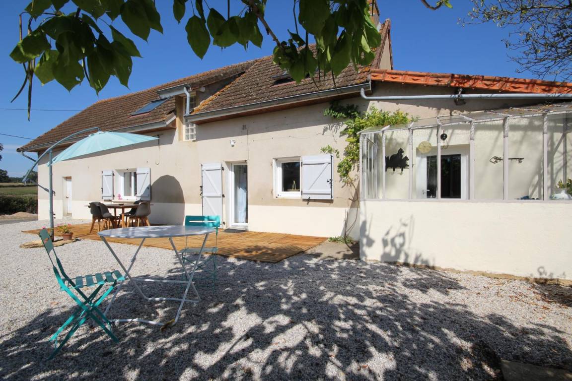 113 m&sup2; G&icirc;te 2 Schlafzimmer 5 G&auml;ste