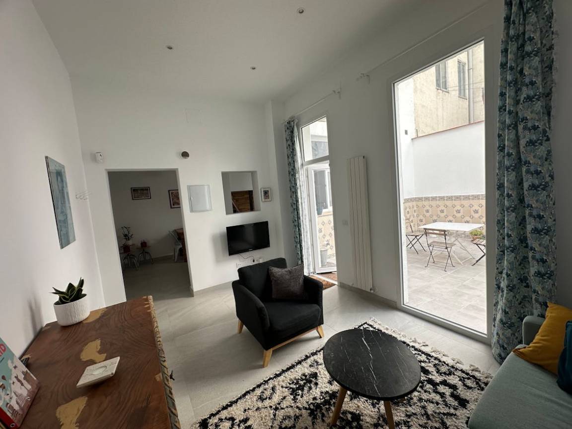 130 M² Apartamento ∙ 2 Habitaciones ∙ 2 Huéspedes - Móstoles