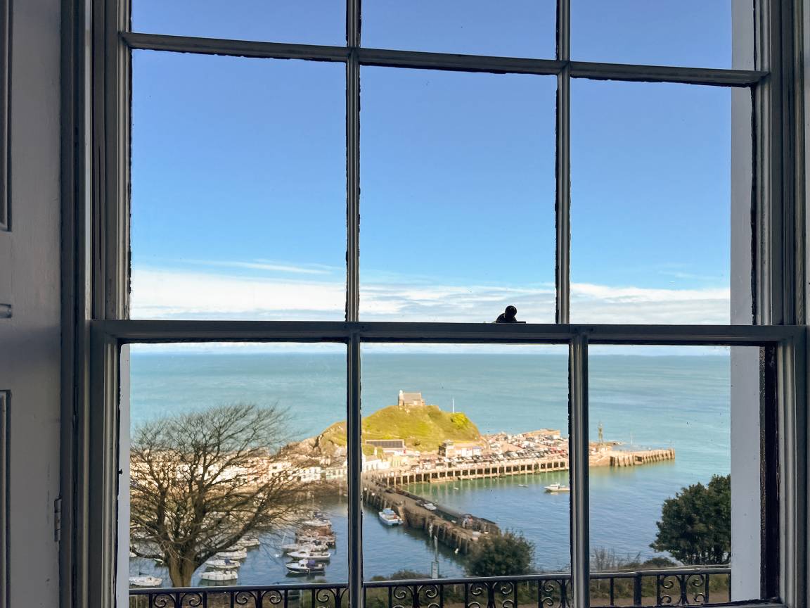 Cottage ∙ 4 Bedrooms ∙ 8 Guests - Woolacombe