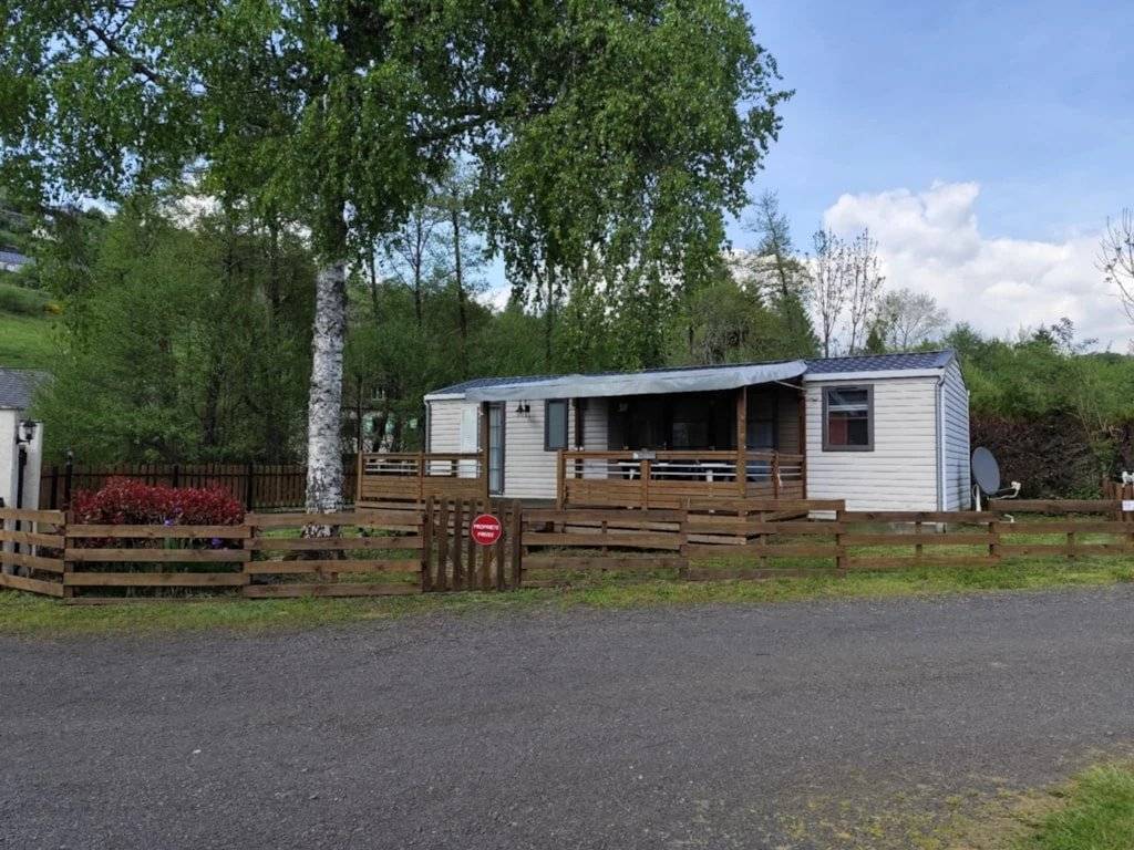 40 M² Camping ∙ 2 Chambres ∙ 6 Personnes - La Bourboule