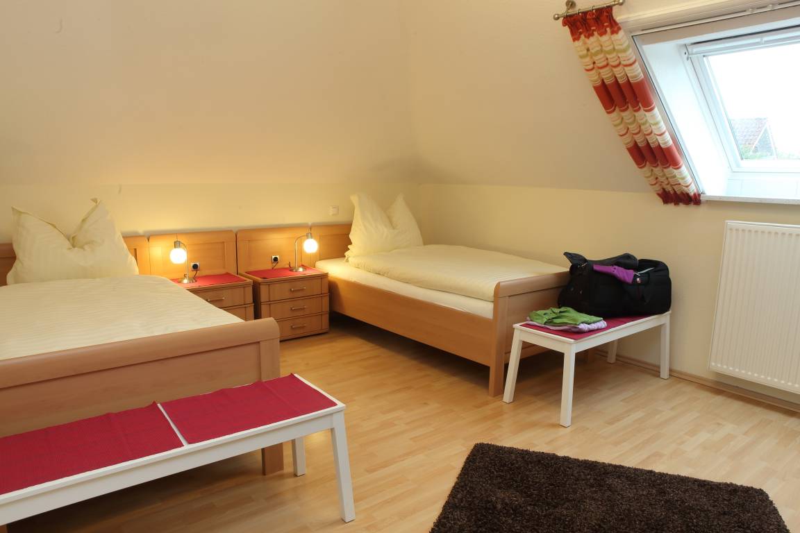 100 m² Ferienwohnung ∙ 2 Schlafzimmer ∙ 4 Gäste – Bild 15