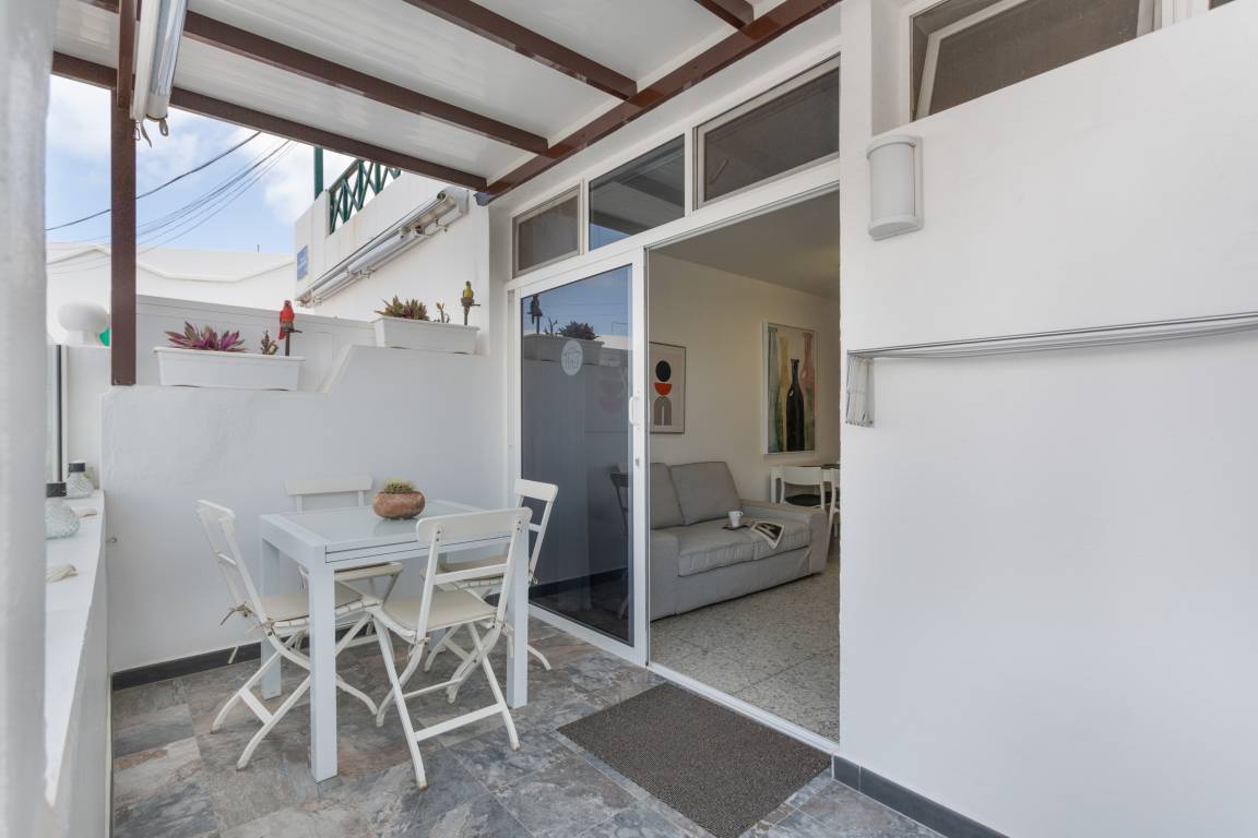 60 M² Ferienwohnung ∙ 2 Schlafzimmer ∙ 4 Gäste - La Graciosa