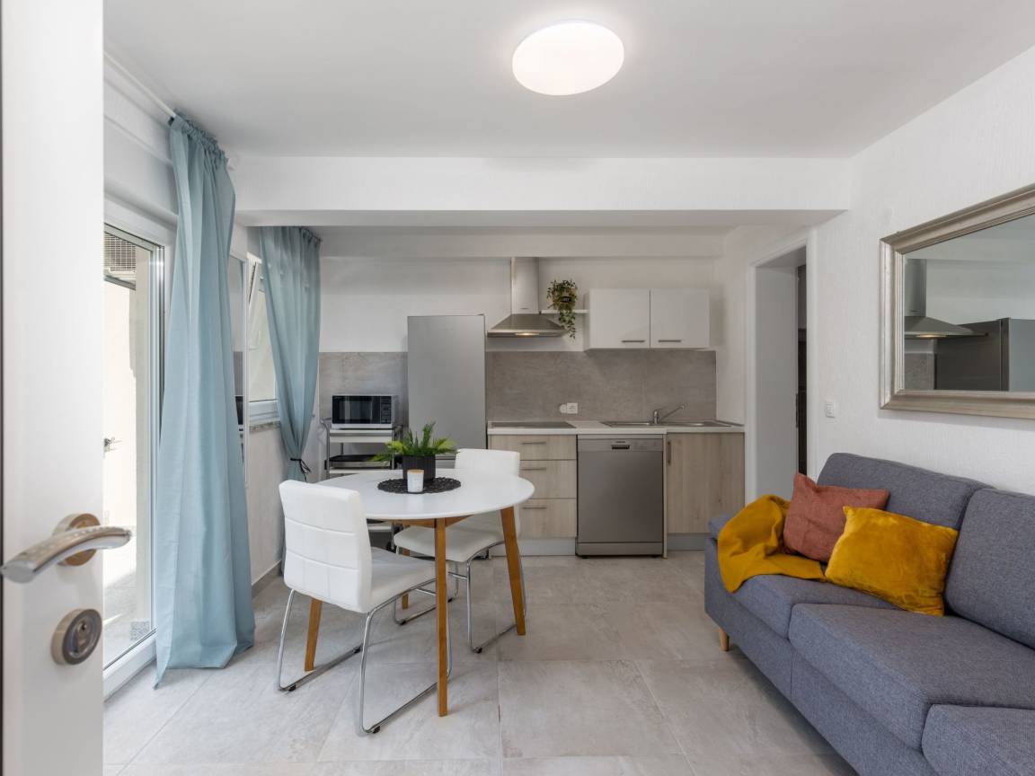 35 M² Apartment ∙ 1 Bedroom ∙ 2 Guests - Crikvenica
