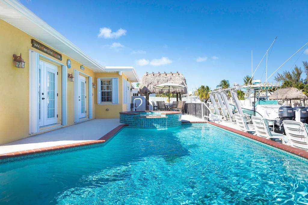 139 M² House ∙ 3 Bedrooms ∙ 8 Guests - Marathon, FL