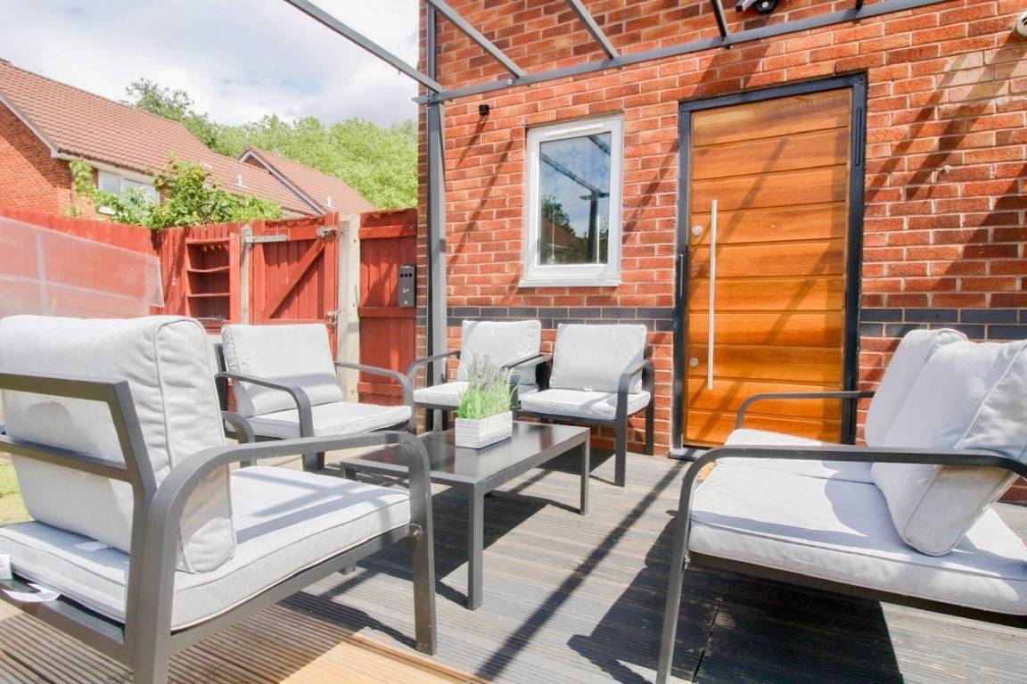 40 M² Huis ∙ 4 Slaapkamers ∙ 13 Gasten - Birmingham