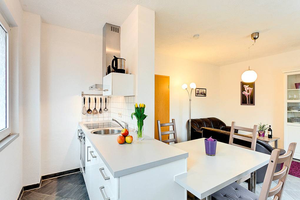 46 m² Ferienwohnung ∙ 1 Schlafzimmer ∙ 4 Gäste – Bild 4