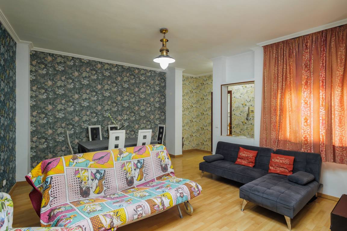 80 M² Appartement ∙ 2 Chambres ∙ 6 Personnes - Séville