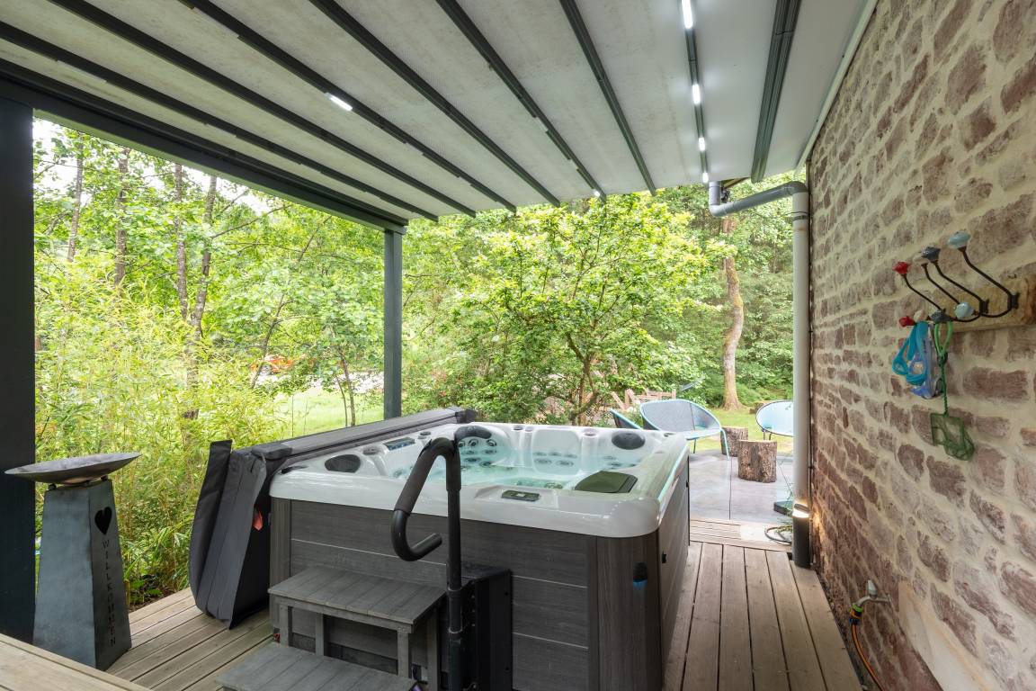 180 M² Maison De Vacances ∙ 5 Chambres ∙ 14 Personnes - Épinal