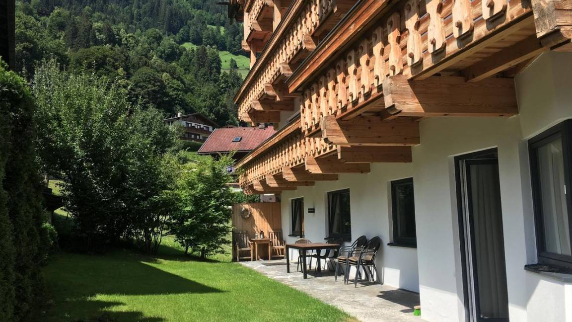 150 M² Apartment ∙ 5 Bedrooms ∙ 12 Guests - Mayrhofen