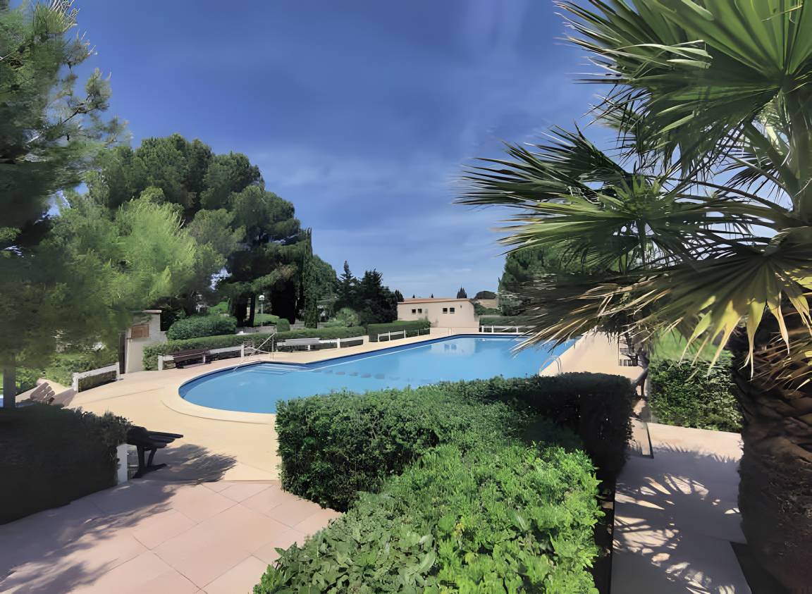 72 M² Maison De Vacances ∙ 3 Chambres ∙ 6 Personnes - Frontignan