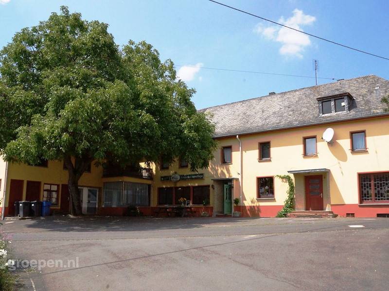 Huis ∙ 16 Slaapkamers ∙ 39 Gasten - Burg-Reuland