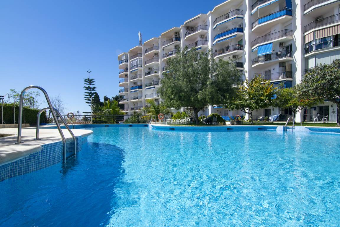 60 M² Apartamento ∙ 2 Habitaciones ∙ 4 Huéspedes - Nerja