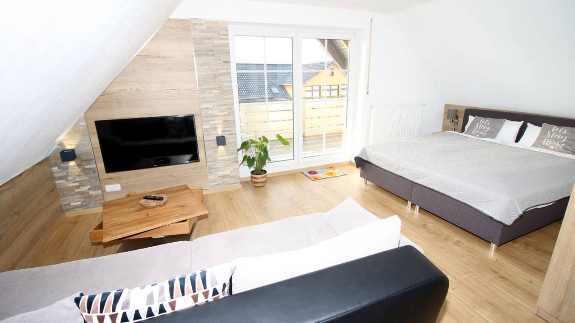 44 M² Apartament ∙ 3 Gości - Oberhof