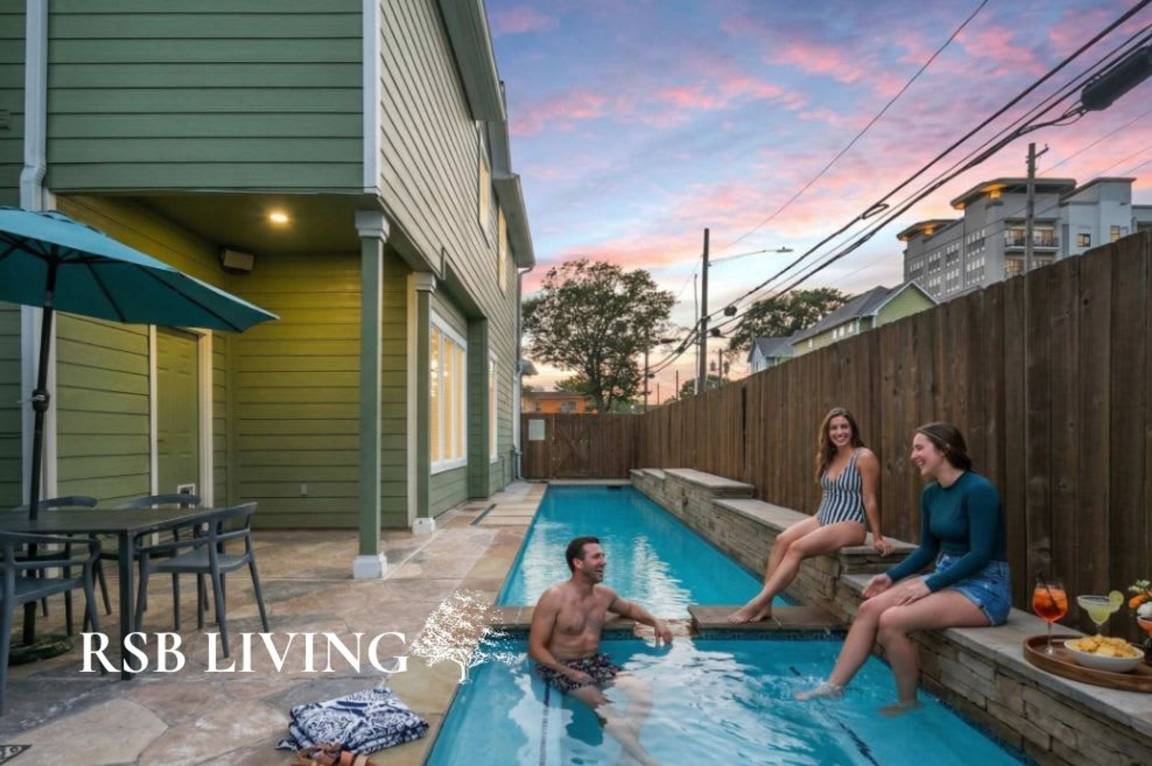 Apartment ∙ 4 Bedrooms ∙ 16 Guests - Bellaire, TX