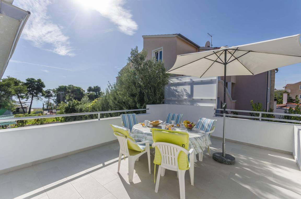 65 M² Apartment ∙ 2 Bedrooms ∙ 5 Guests - Vodice, Croatia