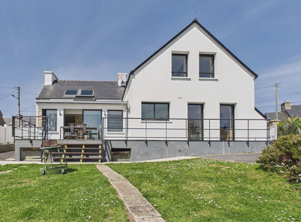150 M² Maison De Vacances ∙ 4 Chambres ∙ 8 Personnes - Plouguerneau