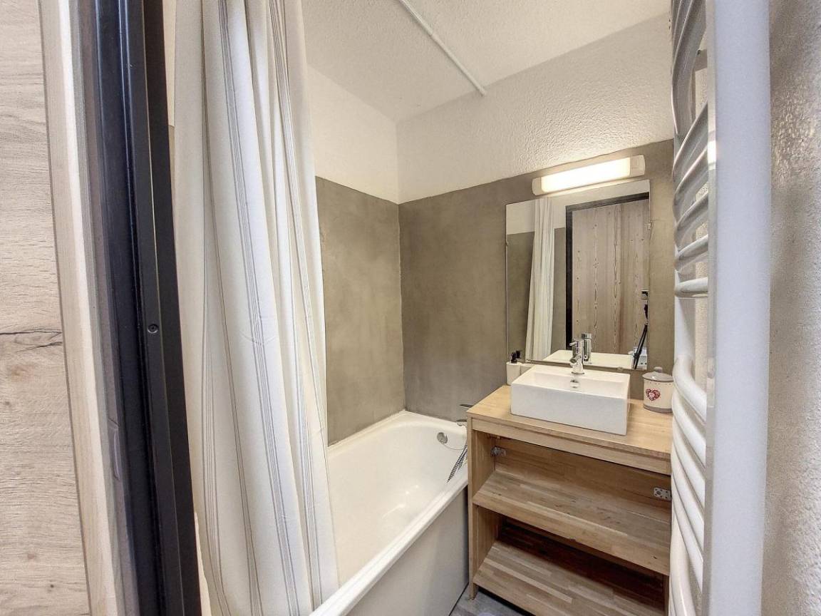 26 m² Ferienwohnung ∙ 1 Schlafzimmer ∙ 6 Gäste – Bild 6