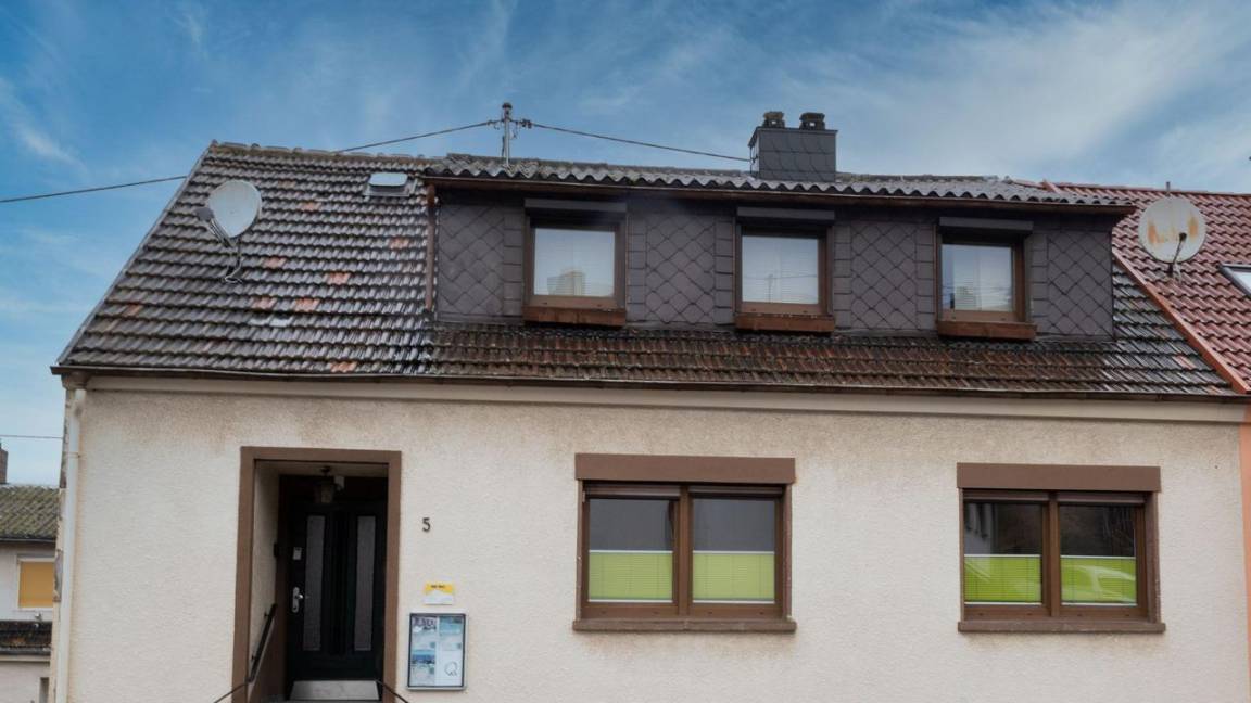 150 M² Ferienhaus ∙ 3 Schlafzimmer ∙ 6 Gäste - Neunkirchen