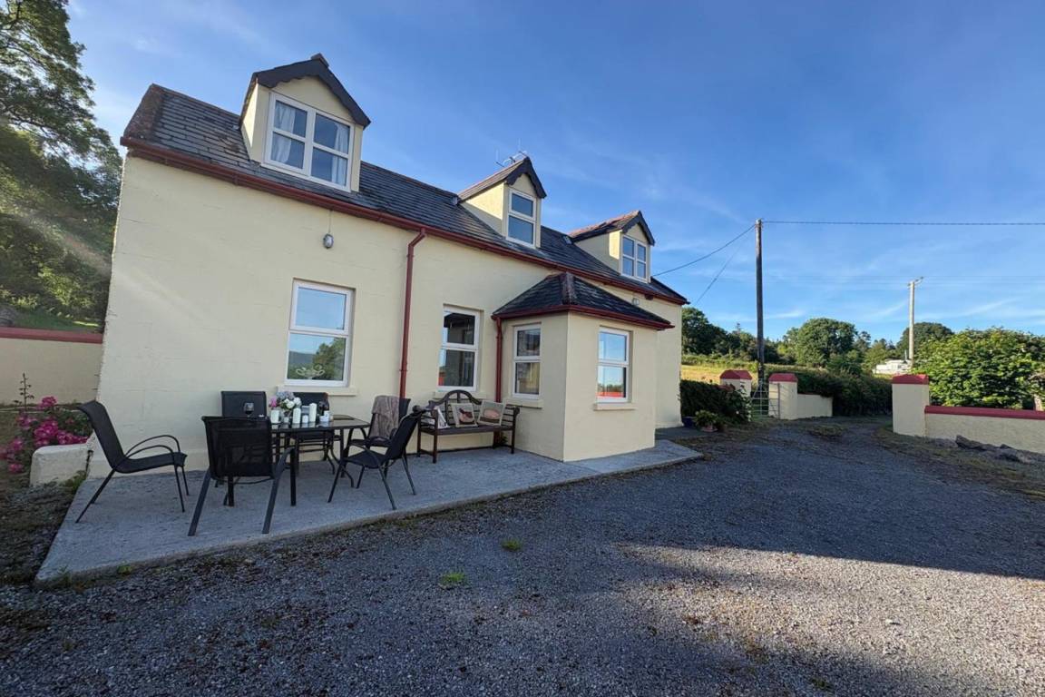 40 M² House ∙ 3 Bedrooms ∙ 6 Guests - Tipperary
