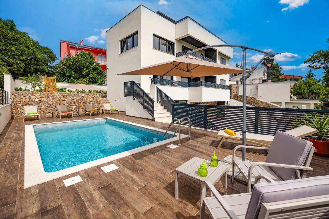 280 M² Villa Vacanza ∙ 4 Camere Da Letto ∙ 8 Ospiti - Novi