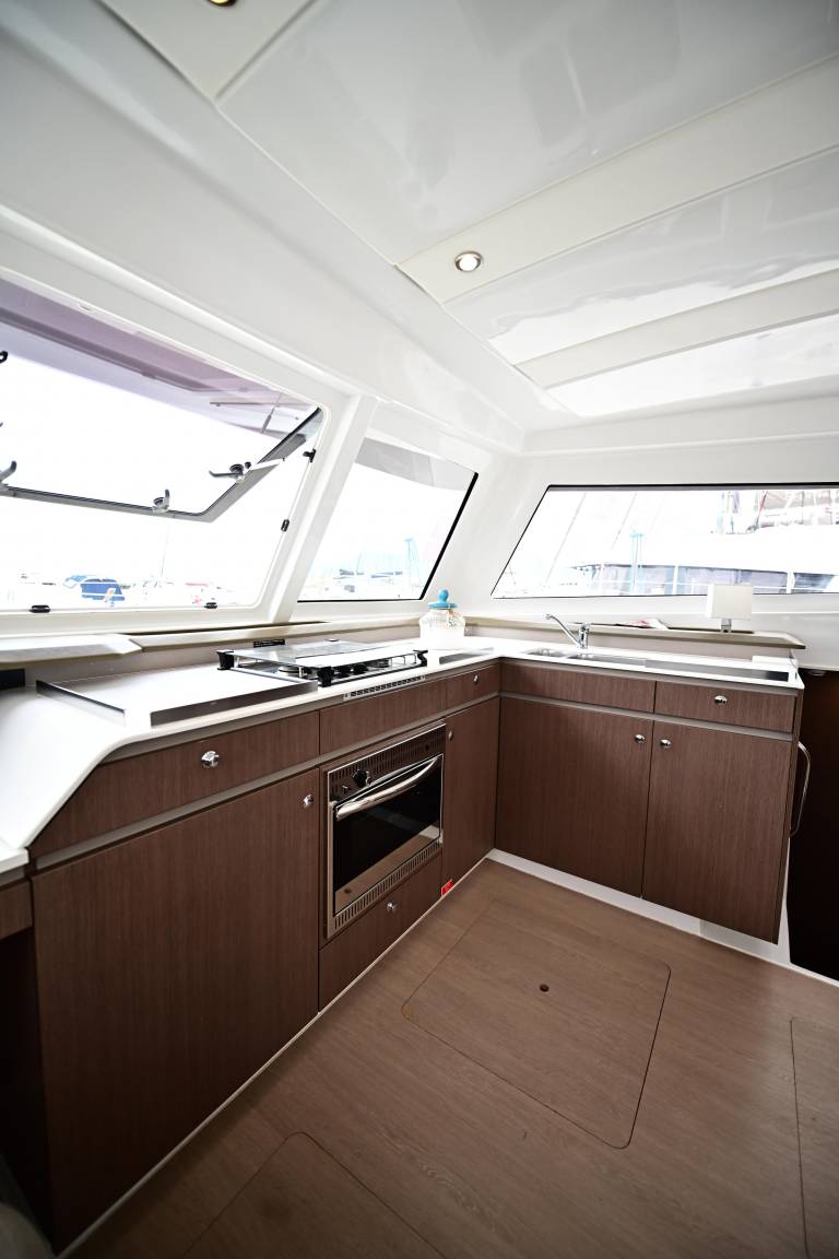 12 M² Casa Flotante ∙ 3 Habitaciones ∙ 6 Huéspedes - Salerno