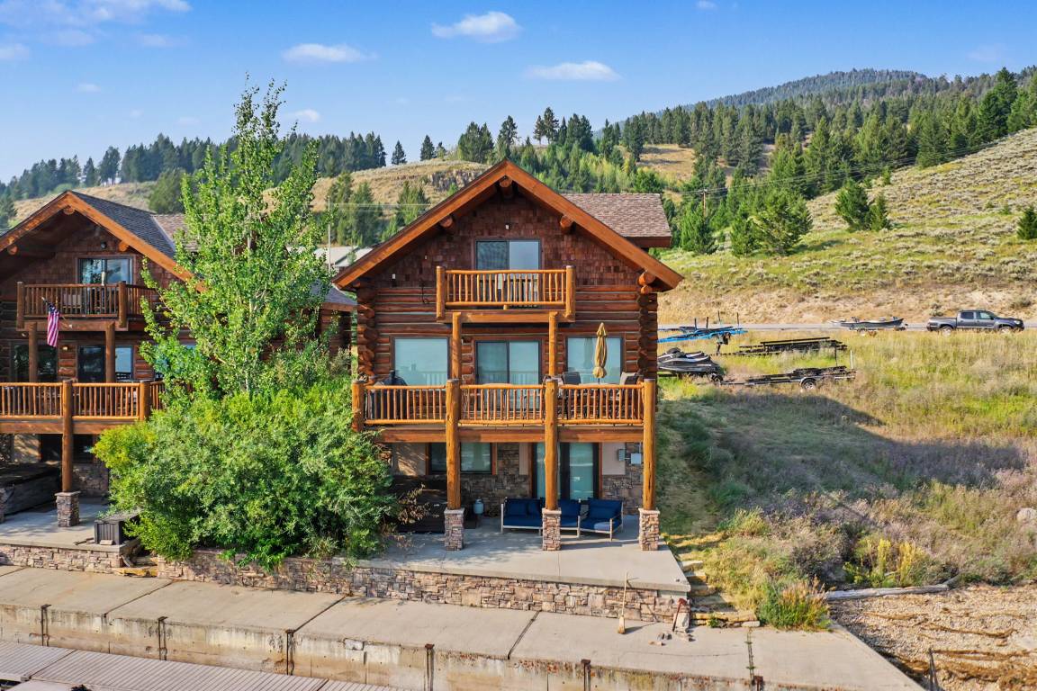 214 M² Maison De Vacances ∙ 4 Chambres ∙ 11 Personnes - Montana