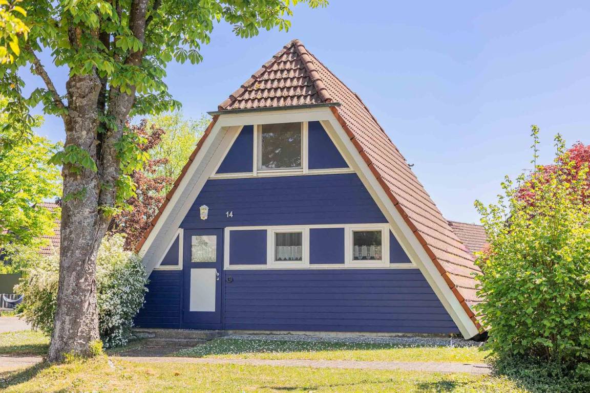70 M² Ferienhaus ∙ 2 Schlafzimmer ∙ 5 Gäste - Friedrichshafen