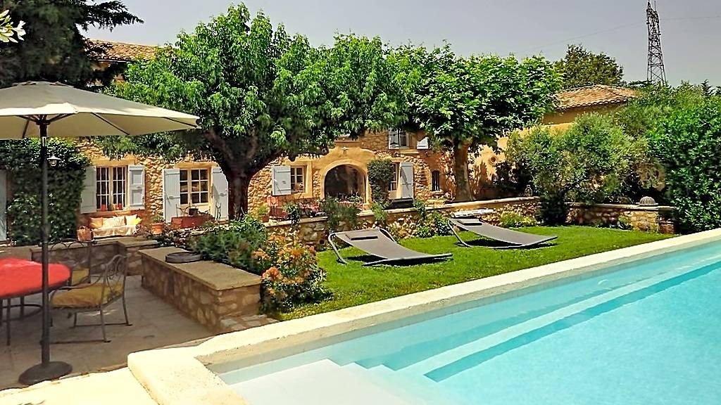 220 M² Ferienhaus ∙ 4 Schlafzimmer ∙ 8 Gäste - Avignon