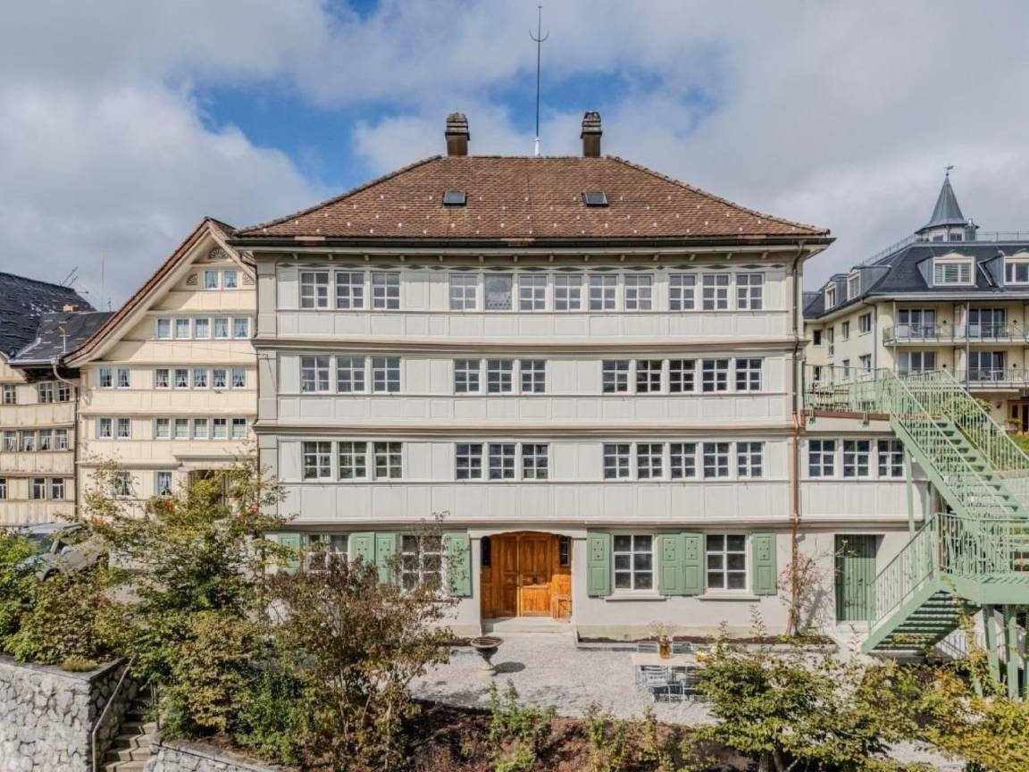200 M² Ferienhaus ∙ 6 Schlafzimmer ∙ 9 Gäste - Appenzell