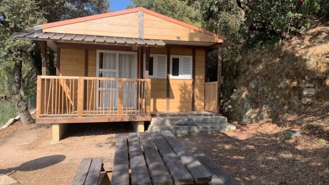 35 M² Mökki ∙ 2 Makuuhuonetta ∙ 5 Vierasta - Propriano