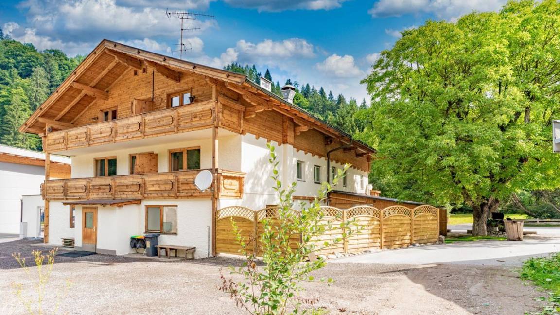 600 M² Casa ∙ 10 Habitaciones ∙ 28 Huéspedes - Söll