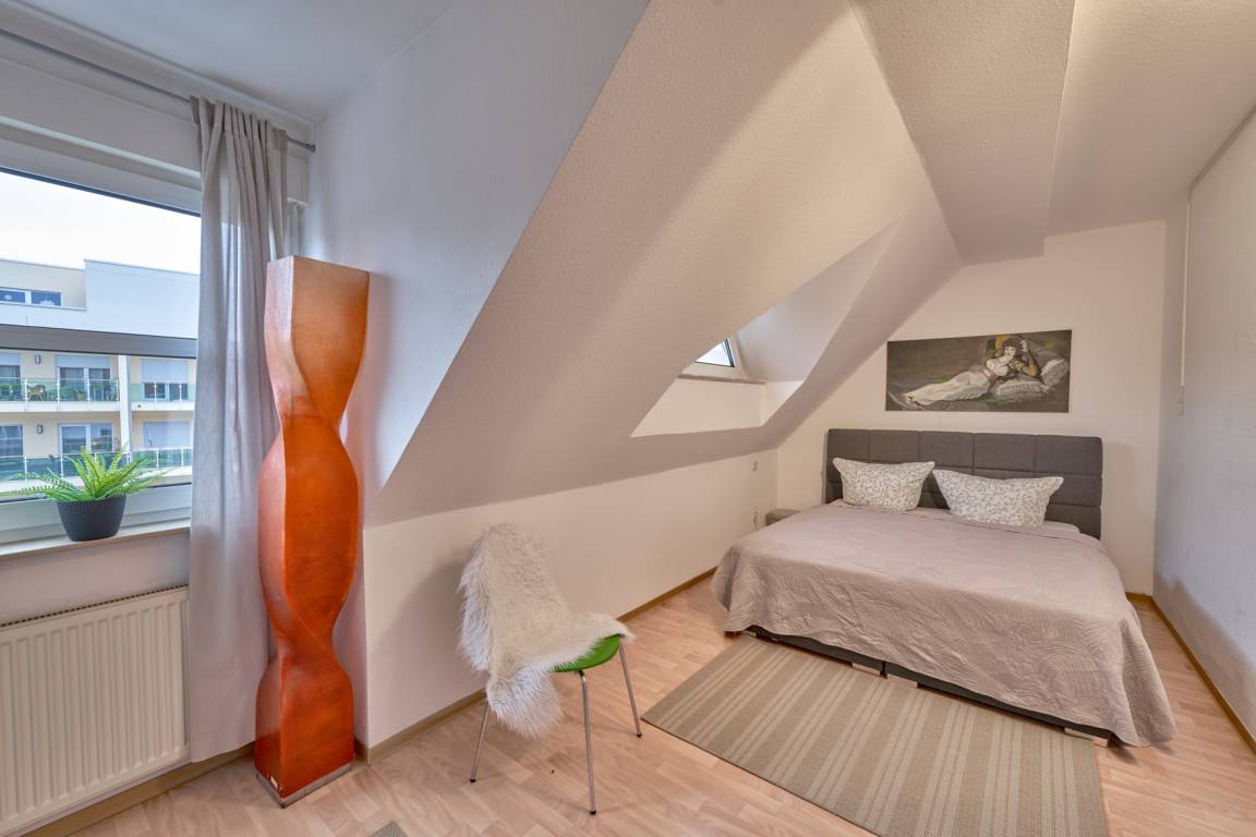 100 m² Ferienwohnung ∙ 3 Schlafzimmer ∙ 6 Gäste – Bild 3