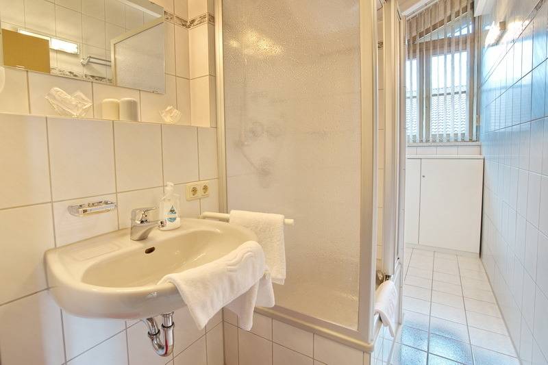 110 m² Ferienwohnung ∙ 3 Schlafzimmer ∙ 6 Gäste – Bild 9