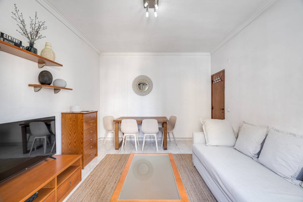 48 M² Apartamento ∙ 1 Quarto ∙ 4 Hóspedes - Fernão Ferro