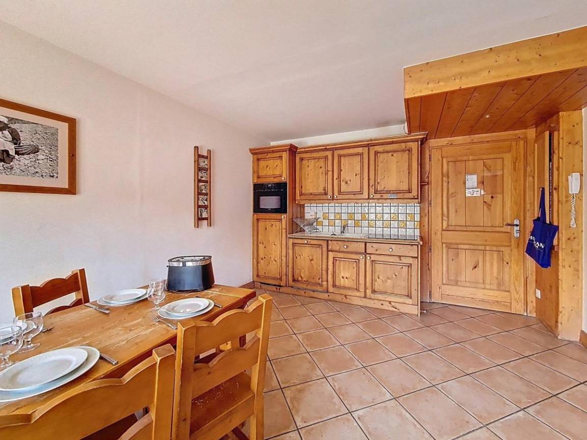63 m² Ferienwohnung ∙ 3 Schlafzimmer ∙ 8 Gäste – Bild 4