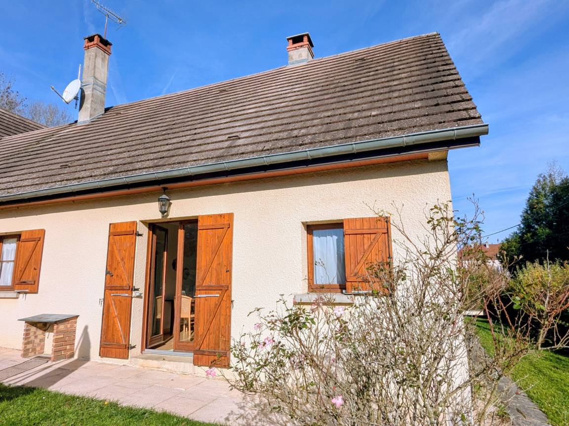 80 M² Cottage ∙ 2 Slaapkamers ∙ 4 Gasten - Nolay