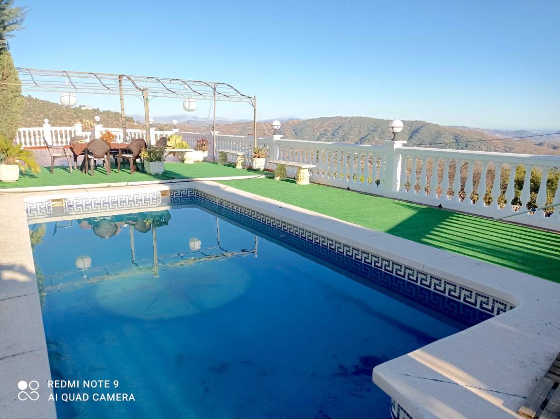 120 M² Casa ∙ 3 Habitaciones ∙ 6 Huéspedes - Carratraca