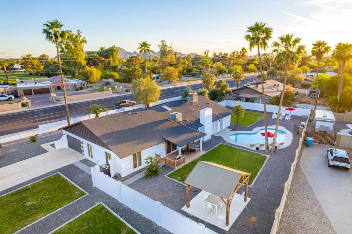 Apartment ∙ 5 Bedrooms ∙ 10 Guests - Scottsdale, AZ