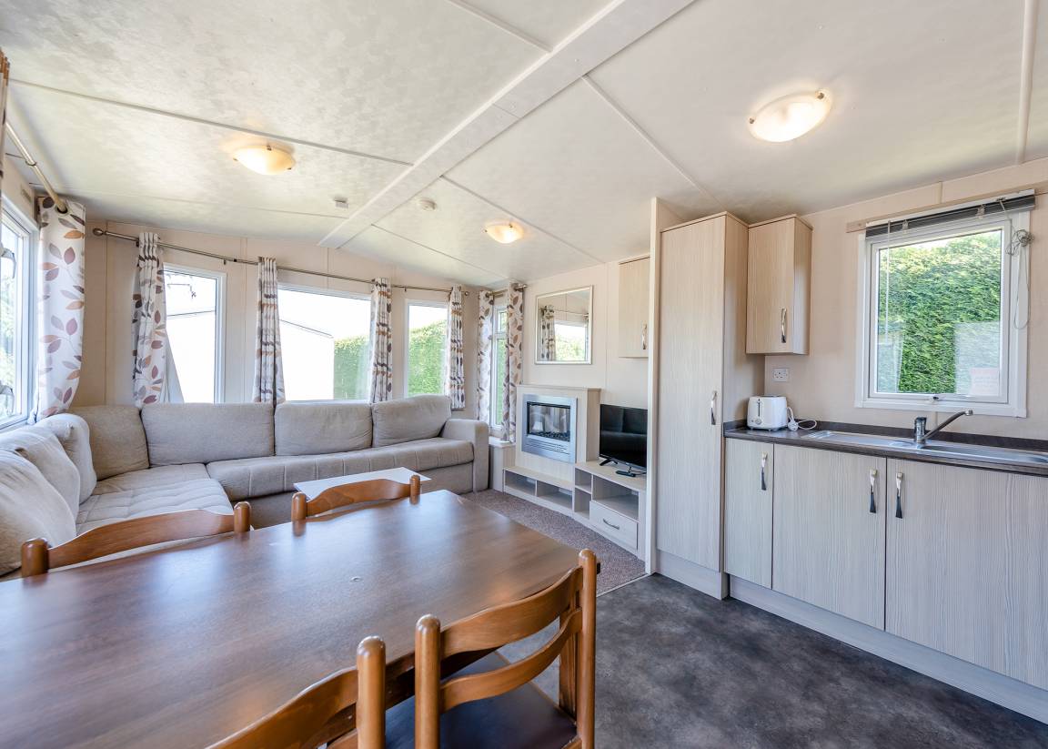 Caravan ∙ 3 Bedrooms ∙ 6 Guests - Hampshire