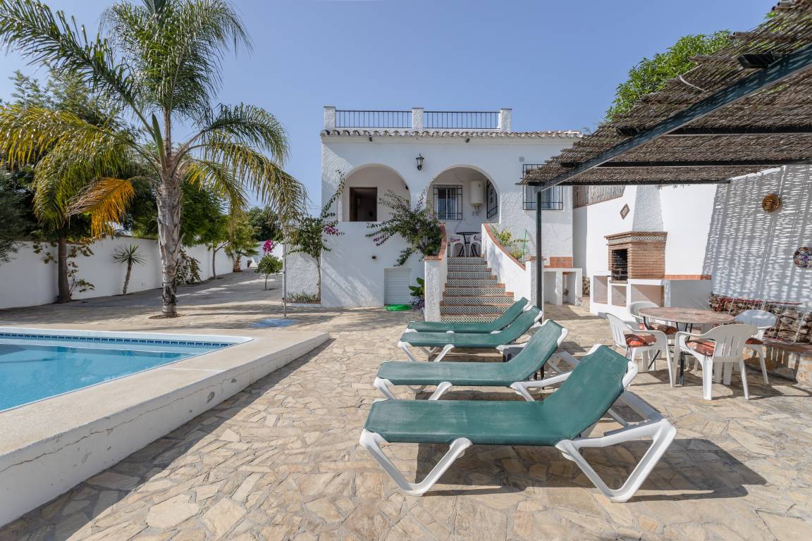 70 M² House ∙ 2 Bedrooms ∙ 4 Guests - Nerja